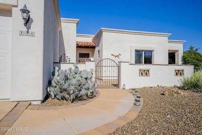 /international/us/206-circulo-veranera-tubac-az-110095873163/