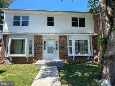 /international/us/1933-juniper-lane-bensalem-pa-110108123872/