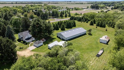 /international/us/3910-w-il-rt-64-30-acres-mol-mount-morris-il-110100511562/?lang=en