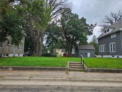 /international/us/309-court-street-albert-lea-mn-110101817700/
