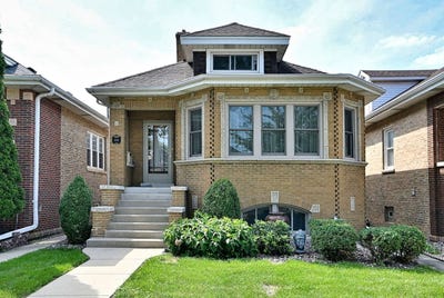 /international/us/3118-n-78th-court-elmwood-park-il-110119931096/