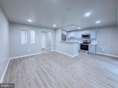 /international/us/11603-stoneview-square-reston-va-110108902425/