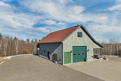 /international/us/34-stable-road-milford-nh-110104971192/
