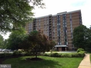 /international/us/2300-pimmit-drive-falls-church-va-110108268801/