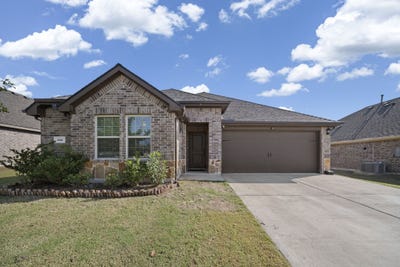 /international/us/216-churchill-court-waxahachie-tx-110120486407/