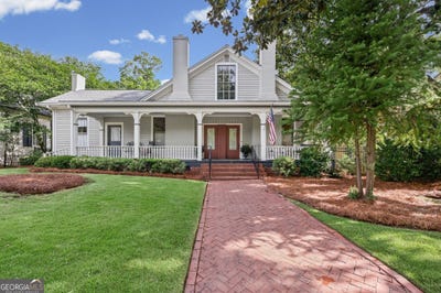 /international/us/9-temple-avenue-newnan-ga-110108443943/