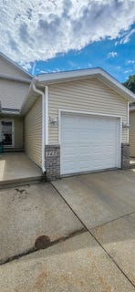 /international/us/3423-huntley-lane-waterloo-ia-110100619622/