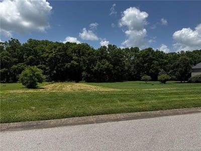 /international/us/10031-whispering-wind-drive-greenville-in-110109270135/