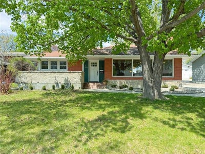 /international/us/1020-w-lincoln-avenue-fergus-falls-mn-110108189665/