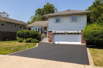 /international/us/52-blanche-street-plainview-ny-110109231304/