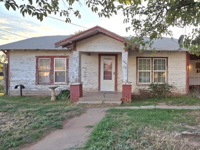 /international/us/104-avenue-n-lamesa-tx-110120418262/