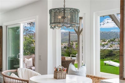 /international/us/24351-philemon-dana-point-ca-110107433195/