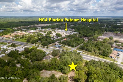 /international/us/6677-crill-avenue-palatka-fl-110100831390/?lang=en