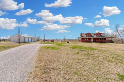 /international/us/9801-s-103rd-st-w-clearwater-ks-110104455636/
