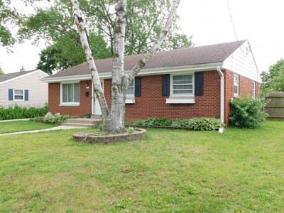 /international/us/1531-birch-dr-waukesha-wi-110109081711/