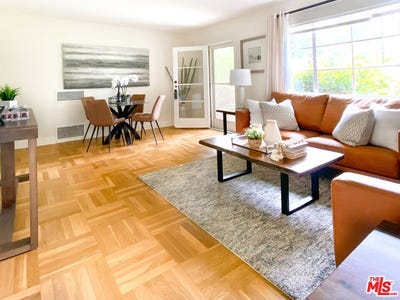 /international/us/5162-village-grn-los-angeles-ca-110098346331/