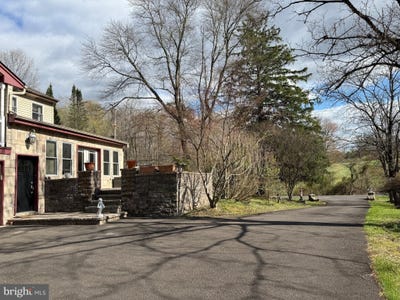 /international/us/420-edison-furlong-road-doylestown-pa-110097492845/