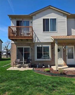/international/us/27743-carini-villa-street-roseville-mi-110107404972/