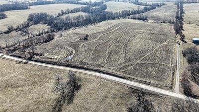 /international/us/varner-road-odessa-mo-110089791400/