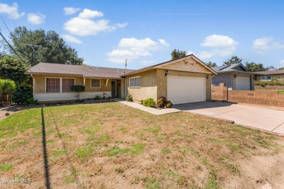 /international/us/13525-simshaw-avenue-sylmar-ca-110106601083/