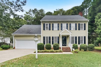 /international/us/1808-thorpshire-drive-raleigh-nc-110120015748/