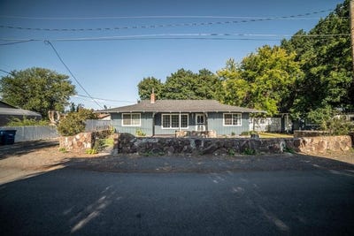 /international/us/156-ne-spruce-lane-prineville-or-110106033640/