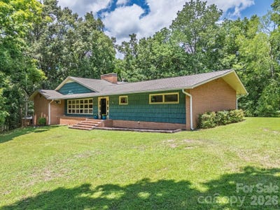 /international/us/112-crestwood-circle-chester-sc-110109028860/