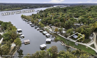 /international/us/28329-w-cove-drive-lincoln-mo-110106202064/