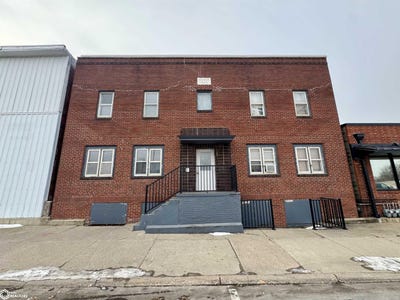 /international/us/17-w-4th-street-atlantic-ia-110106126580/
