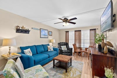 /international/us/130-padre-blvd-south-padre-island-tx-110094405793/