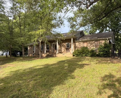 /international/us/4700-highway-363-mantachie-ms-110107992453/