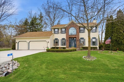 /international/us/2146-waverly-ct-sheboygan-wi-110108123298/