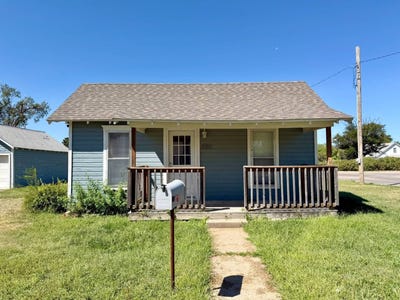 /international/us/690-n-cleveland-ave-colby-ks-110110014071/