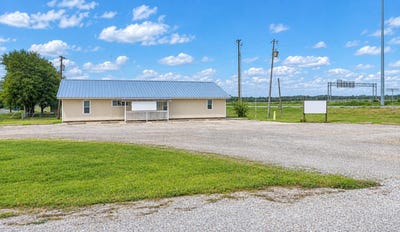 /international/us/2501-colorado-st-lockhart-tx-110120121892/