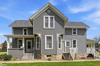 /international/us/1208-main-street-grinnell-ia-110107868309/