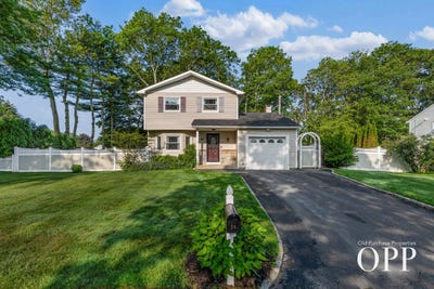 /international/us/36-memorial-blvd-east-moriches-ny-110100100340/