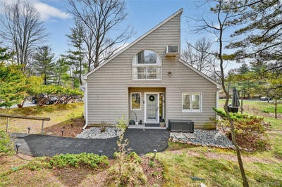 /international/us/51-hickory-hill-lane-tappan-ny-110106924106/