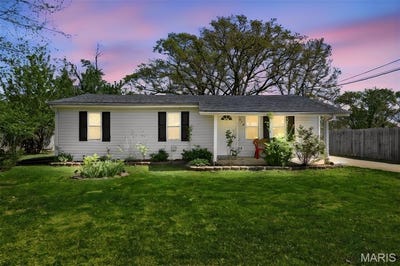 /international/us/879-twin-oak-drive-hillsboro-mo-110107543019/
