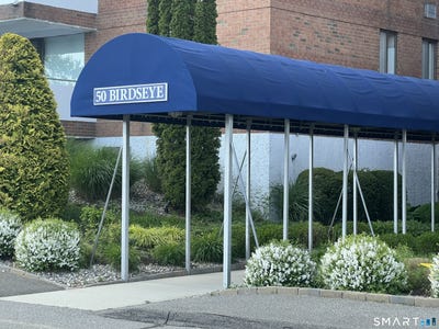 /international/us/50-birdseye-street-stratford-ct-110108397222/