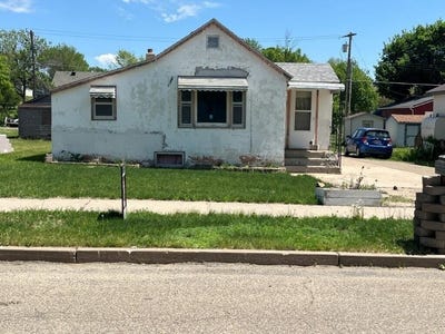 /international/us/710-e-3rd-avenue-mobridge-sd-110105704710/