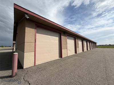 /international/us/1278-gallatin-field-bozeman-mt-110108199195/