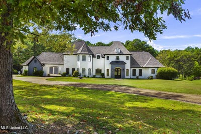 /international/us/131-lakeshire-parkway-canton-ms-110106983435/