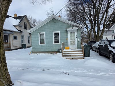/international/us/22-michigan-street-rochester-ny-110106214661/
