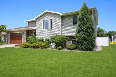 /international/us/1208-plum-lane-aberdeen-sd-110108503730/