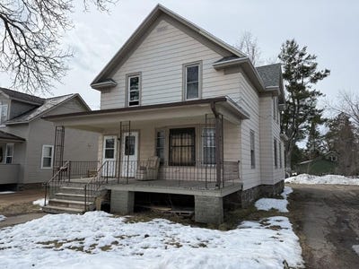 /international/us/618-deleglise-street-antigo-wi-110106818937/