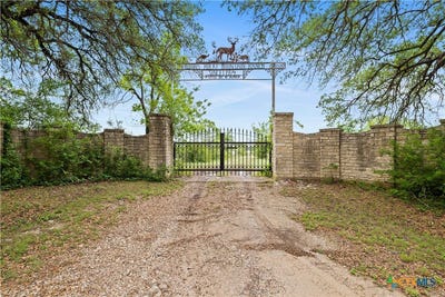 /international/us/902-county-road-327-gatesville-tx-110101094352/?lang=zh-tw