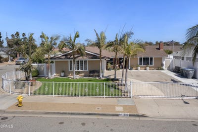 /international/us/1820-gallatin-place-oxnard-ca-110120510872/