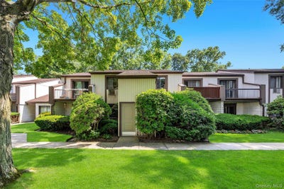 /international/us/31-richmond-boulevard-ronkonkoma-ny-110109168152/