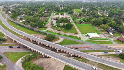 /international/us/5500-39th-st-groves-tx-110107049982/