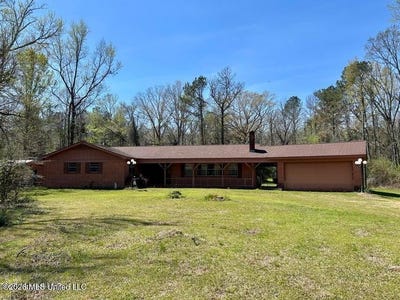 /international/us/27-dogwood-drive-silver-creek-ms-110106946341/
